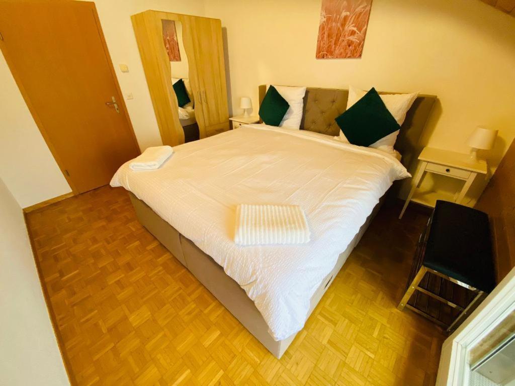 Lake View Residence Niederried bei Interlaken Екстериор снимка